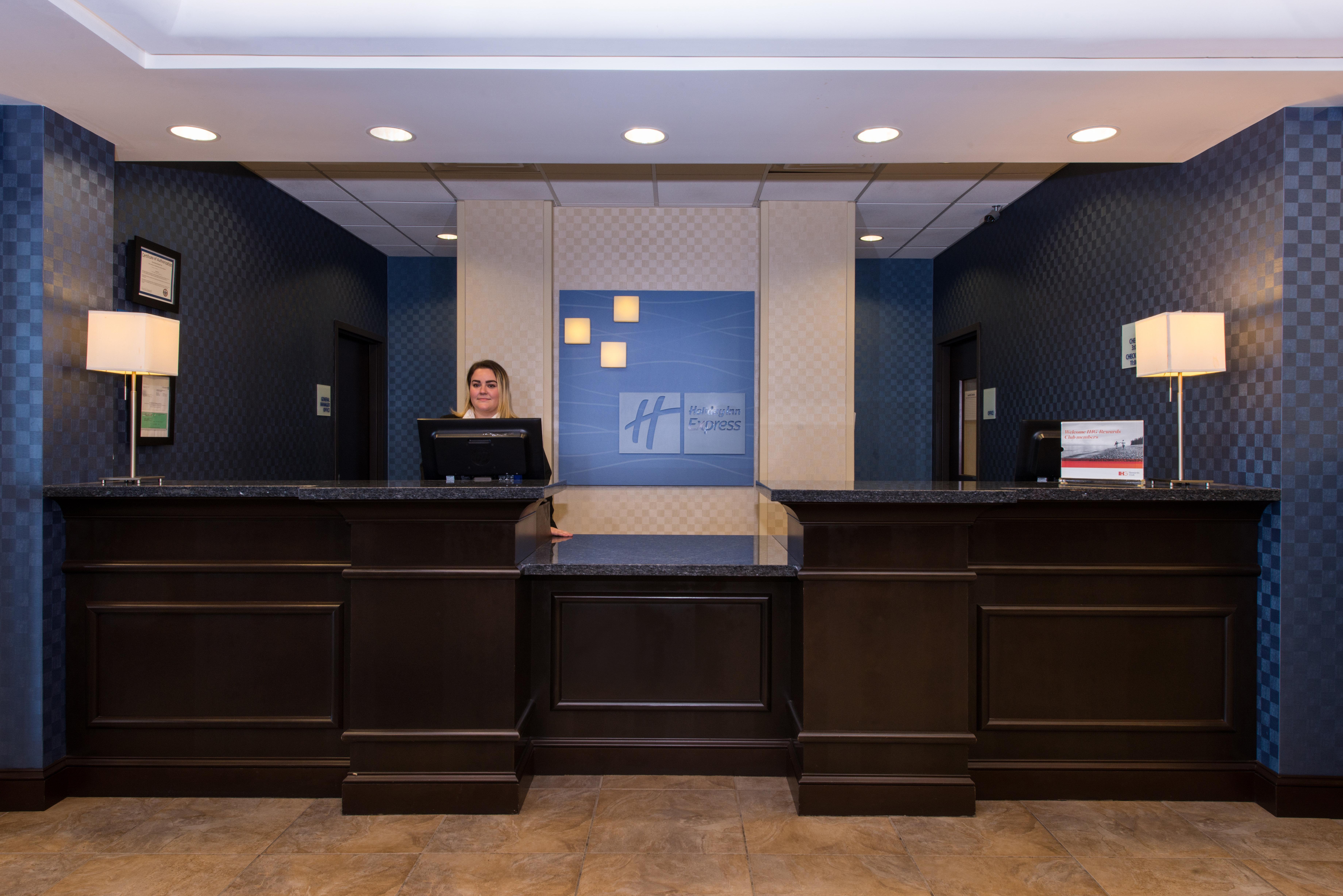 Holiday Inn Express And Suites Dickson City By Ihg Eksteriør bilde