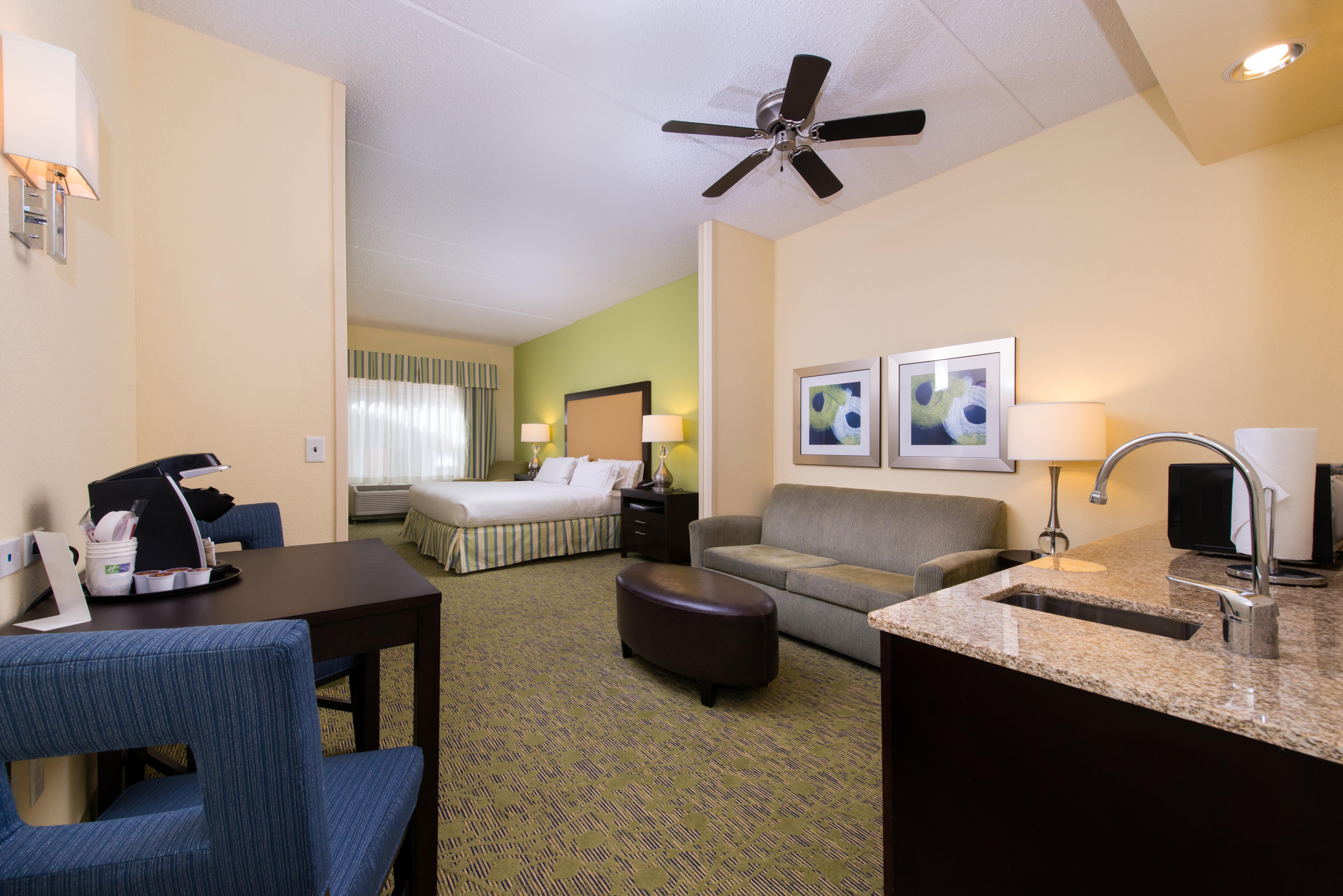 Holiday Inn Express And Suites Dickson City By Ihg Eksteriør bilde